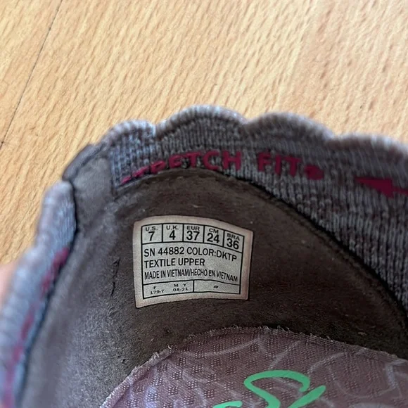 Skechers Women's, Cleo - Honeycomb Flat with Air-Cooled Memory Foam - Picture 7 of 13